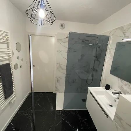 Апартаменти T2 Proche De La Et Au Calme