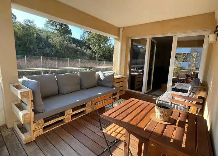 T2 Proche De La Et Au Calme *