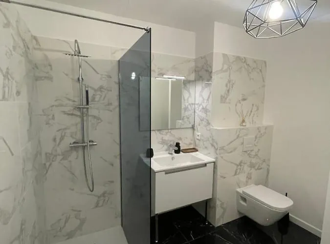 Apartment T2 Proche De La Et Au Calme Ajaccio (Corsica)