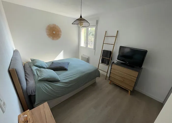 T2 Proche De La Et Au Calme Apartment Ajaccio (Corsica)