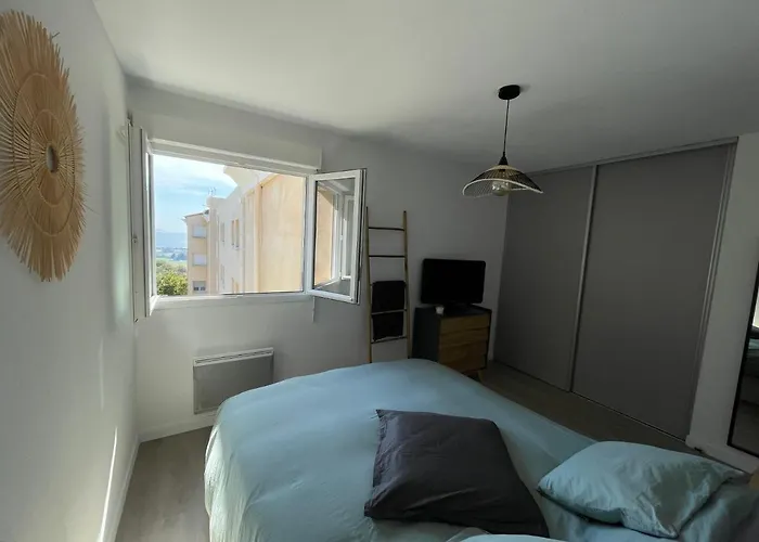 T2 Proche De La Et Au Calme *